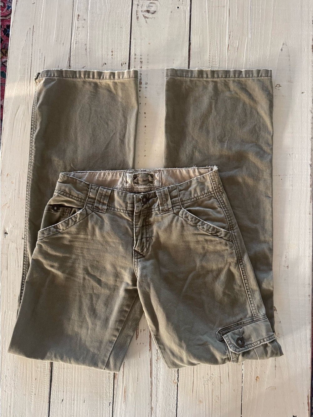 Vintage BKE Tucson Flap Pocket Cargo Pants. Y2K